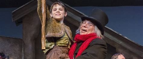 Review A Christmas Carol Warms Hearts And Reminds That Giving Receiving