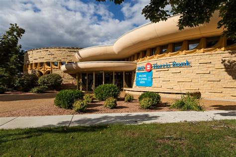 The bank has good checking options and a high rate on its money market account in some. This 1972-vintage BMO Harris branch bank building in Spring Green, Wisconsin, was originally ...