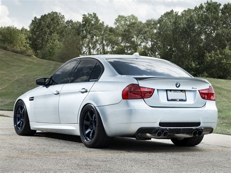 M color stitching and tilt/telescopic adjustment. 2012 Bmw M3 (e90) - pictures, information and specs - Auto ...