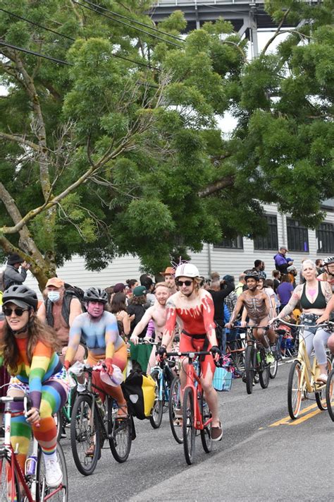 Fremont 2023 Nude Bike Riders Solstice Parade Guerilla Photographer