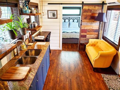 These stays are highly rated for location, cleanliness, and more. Cozy urban cabin (with AC), in ️ of Portland (special ...