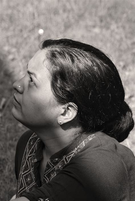 an indian woman posing pixahive