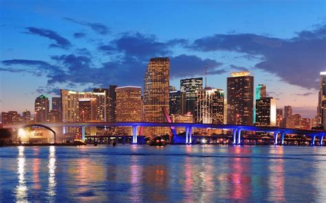 Miami Skyline Wallpapers Top Free Miami Skyline Backgrounds