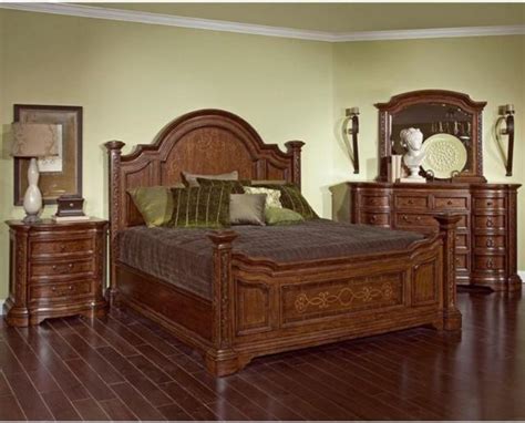 I'm done with charlotte's broyhill bedroom set! Broyhill Furniture Lenora Poster Bed Bedroom Set Queen Or ...