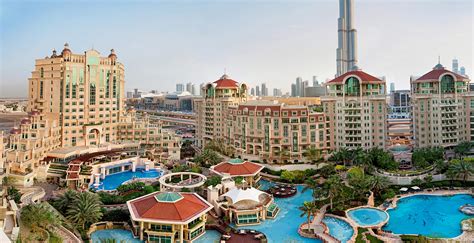 Swissotel Al Murooj Dubaide Lüks Otel Swissôtel Hotels And Resorts