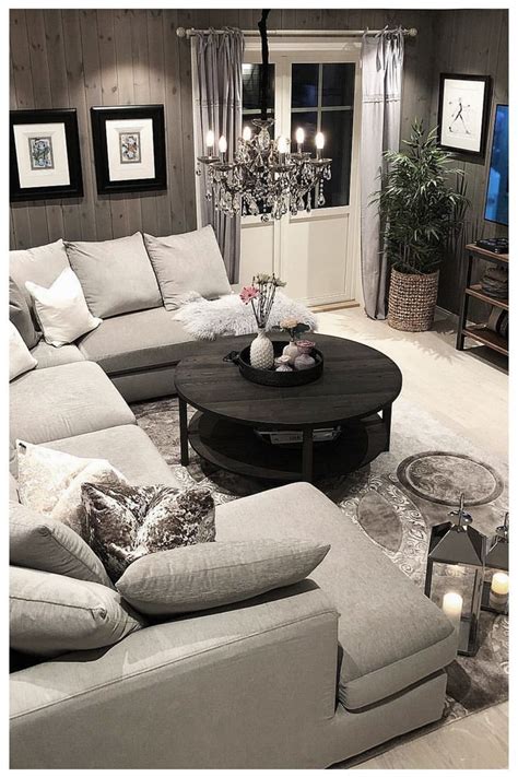 Mint a design color trend, reflects a relaxing, fresh tone which. Living room ideas 2020 - eHomeDecor - Explore more ...