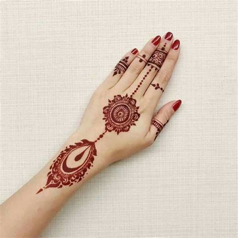Pin By Fathima Ferah On Henna Design Mehndi Designs