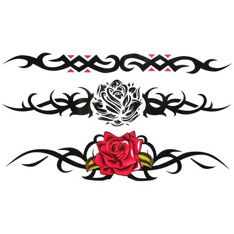 The background of the tattoo is inked black and purple. Tatouage temporaire rose tribal - tempo-tattoo