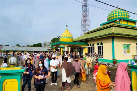 Malaysia ikut jam adzan indonesis : Orang Muda Katolik di batas Indonesia - Malaysia ikut jaga Shalat Idul Adha - ANTARA News ...