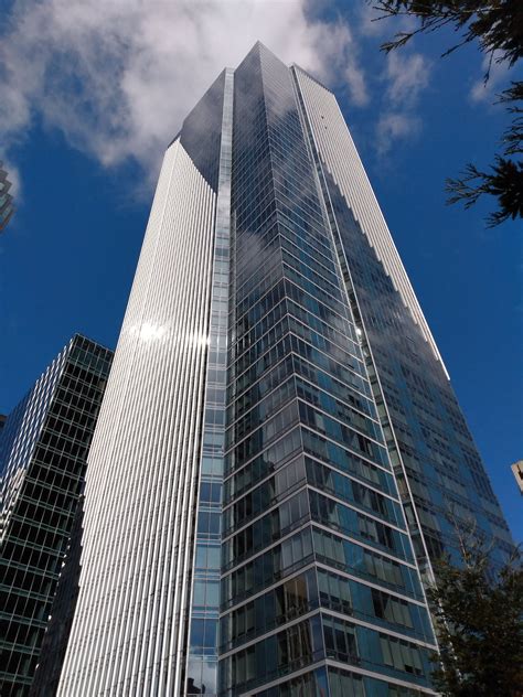 San Franciscos Millennium Tower Is Tilting Even Further Despite