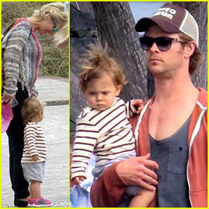 Chris Hemsworth Pregnant Elsa Pataky Enjoy Day Off With India Celebrity Babies Chris