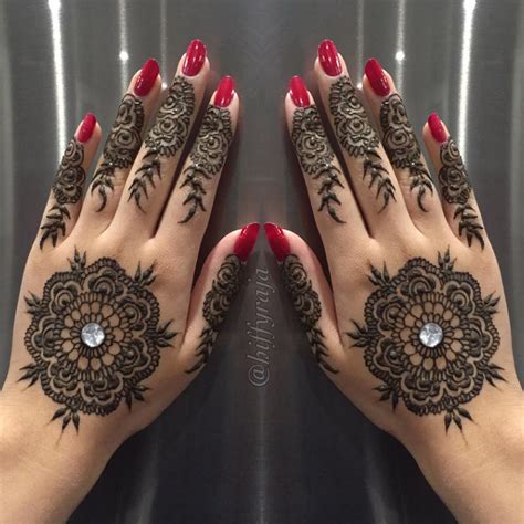 42 New Arabic Mehndi Designs For Every Occasion 9 Fashionglint