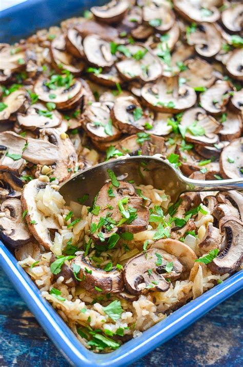 Oven Baked Garlic Mushroom Rice | RecipeLion.com