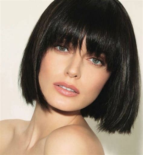 Ways To Wear Short Hair With Bangs For A Fresh New Look Short Hair With Bangs Medium Hair