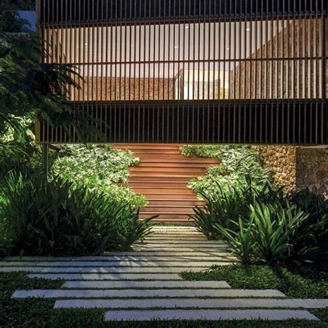 How To Make An Entrance Great Balance Between Built Architect