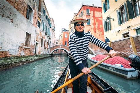 Venice Gondola Rides How To Rent One Plus Some History