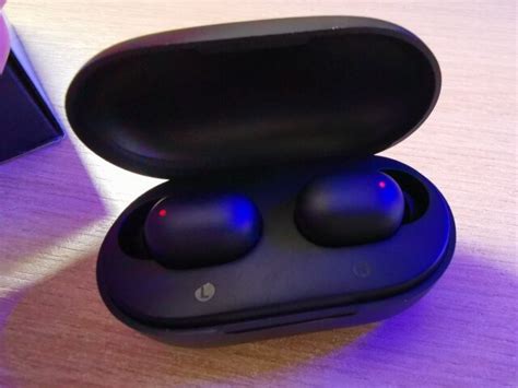 Compared to redmi airdots or xiaomi airdots pro, the feeling of headphones in the ears is much more comfortable and haylou gt1 plus are particularly distinctive the quality of their basses. Haylou GT1 Pro TWS Earphone Review | techxreviews