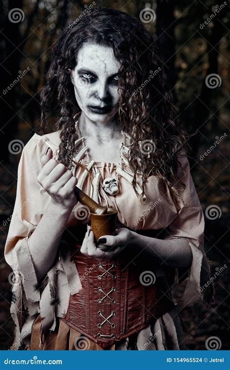 Ugly Evil Witch Stock Photography 68898434