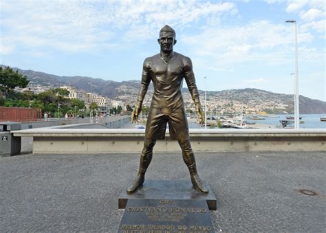 The statue of cristiano ronaldo by madeiran sculptor ricardo velosa. Visit Funchal - Cristiano Ronaldo Statue