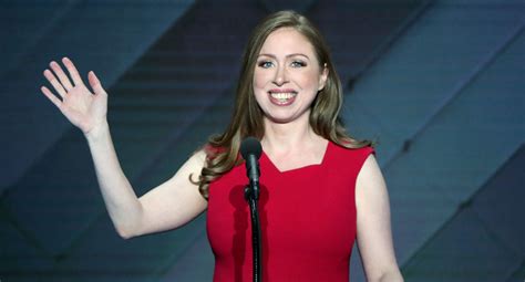 Chelsea Clinton Introduces Mom Hillary With Dnc Speech Video 2016 Democratic National