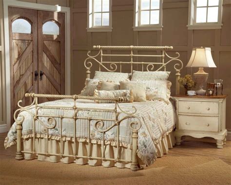 10 Wrought Iron Bedroom Ideas Most Amazing And Stunning Beautiful Bed