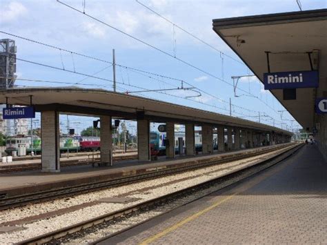 Orari di apertura, recensioni, numero di telefono. Stazione di Rimini Centrale orario partenze arrivi in ...