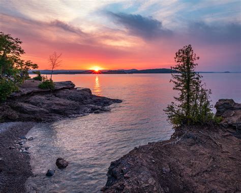 Michigan Nut Photography Lake Superior Presque Isle Park Moody Sunset