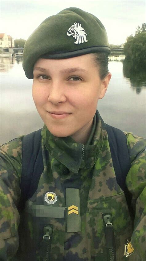 finnish 🇫🇮female army soldier