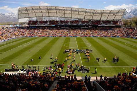 Real Salt Lake And The Utah Royals Share Rio Tinto Stadiums Field