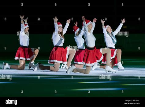 Ice Skaters Competition Hi Res Stock Photography And Images Alamy