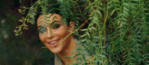 37 thoughts i had while looking at kim kardashian naked in a tree