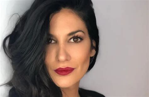 Silvina Escudero Encandiló Instagram Con Un Vestido Strapless Negro Y