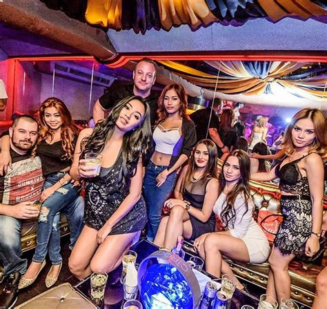 Things To Do In Bangkok For Men Mongering At Night With Girls