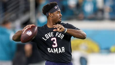 Nfl Pays Tribute To Damar Hamlin As Jacksonville Jaguars Clinch Playoff