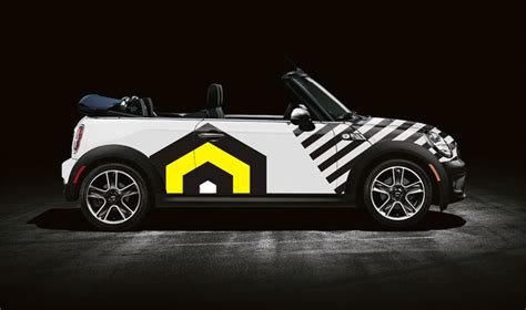 Wrap Your Mini 3d Mapping Billboard Thearthunters Car Wrap Design