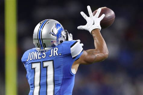 Nfl Week 16 Expert Picks Everyone In Detroit Is Picking The Lions Over