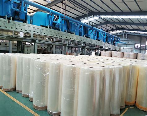China Manufacturer Factory Bopp Adhesive Jumbo Roll Mm Mm Water Based Glue Tape With
