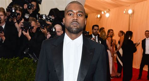 Kanye West Tweets About Not Smiling Popsugar Celebrity