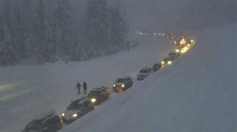 Hundreds Of Cars Stranded In Snowstorm On Coquihalla Highway Photos