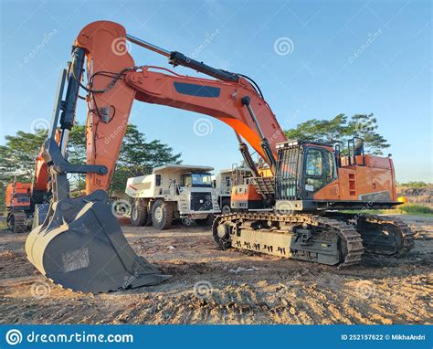 Excavator Parking In Coal Mine Area Stock Photo Image Of Tractor