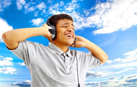 Young Happy Man Listening To Music And Singing — Stock Photo