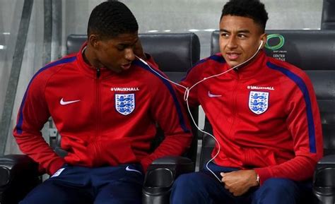 Jesse lingard's bio is filled with personal and professional info. Jesse Lingard trolls his friend, Rashford on Instagram ...