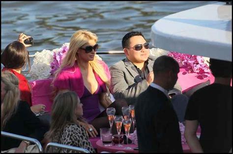 Just six years ago, he celebrated his birthday party surrounded by guests such as leonardo dicaprio and robert de niro and even had britney spears. The Real Wolves of Wall Street | Global Witness