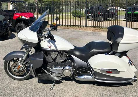 2016 Victory Motorcycles® Cross Country Tour® Gloss Black For Sale In