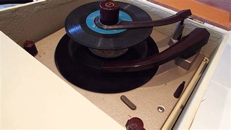 Columbia Stereo Record Player Playing A 45 Rpm Record Youtube
