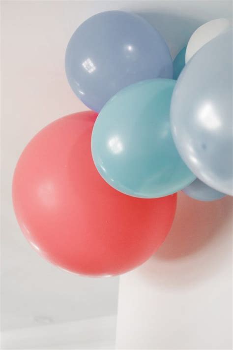 How To Make A Seriously Easy Balloon Garland With Images