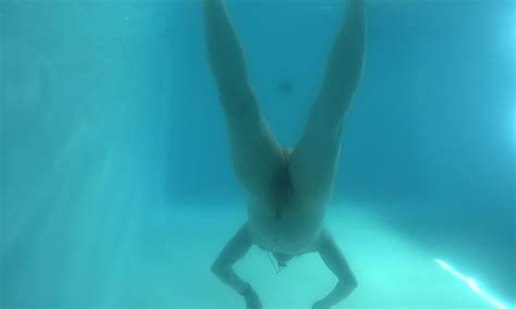 Nude Underwater Swimming Thisvid Com