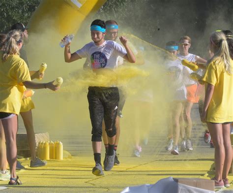 Photo Gallery Community Gathers To Participate In Color Run Photos
