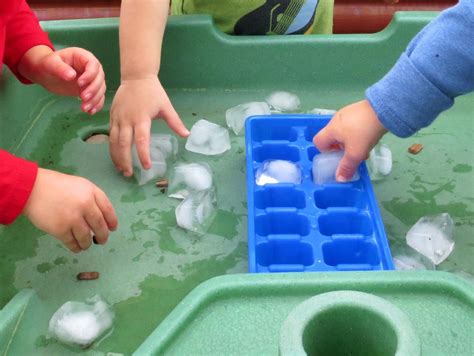 Here's why the lessons learned from water play are worth the mess. Princesses, Pies, & Preschool Pizzazz: Wintry Fun for ...