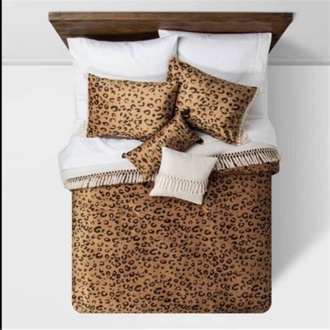Opalhouse Bedding Cassina Leopard Velvet Full Size Comforter Set
